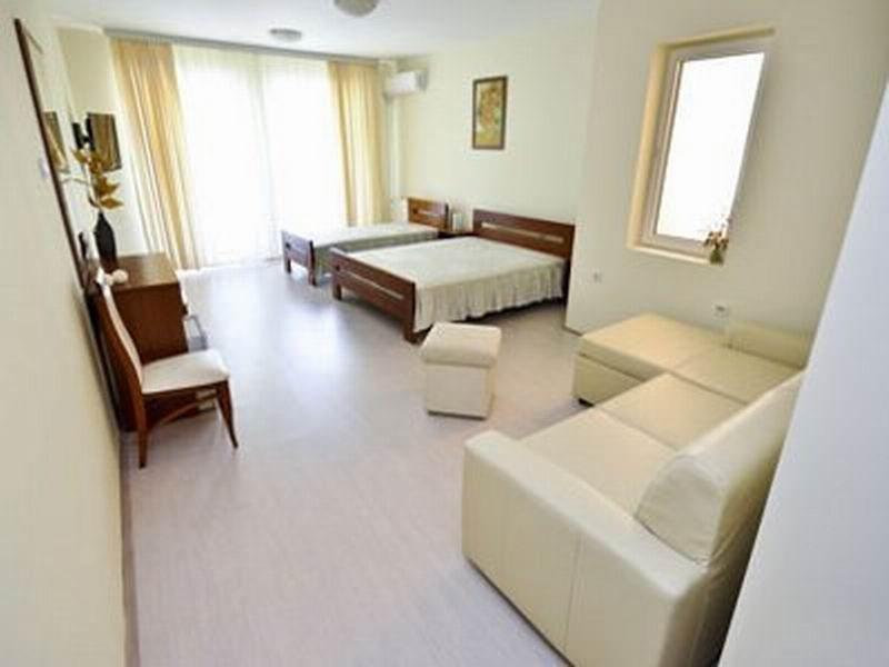 Accommodation Elegance Ni Quarto foto
