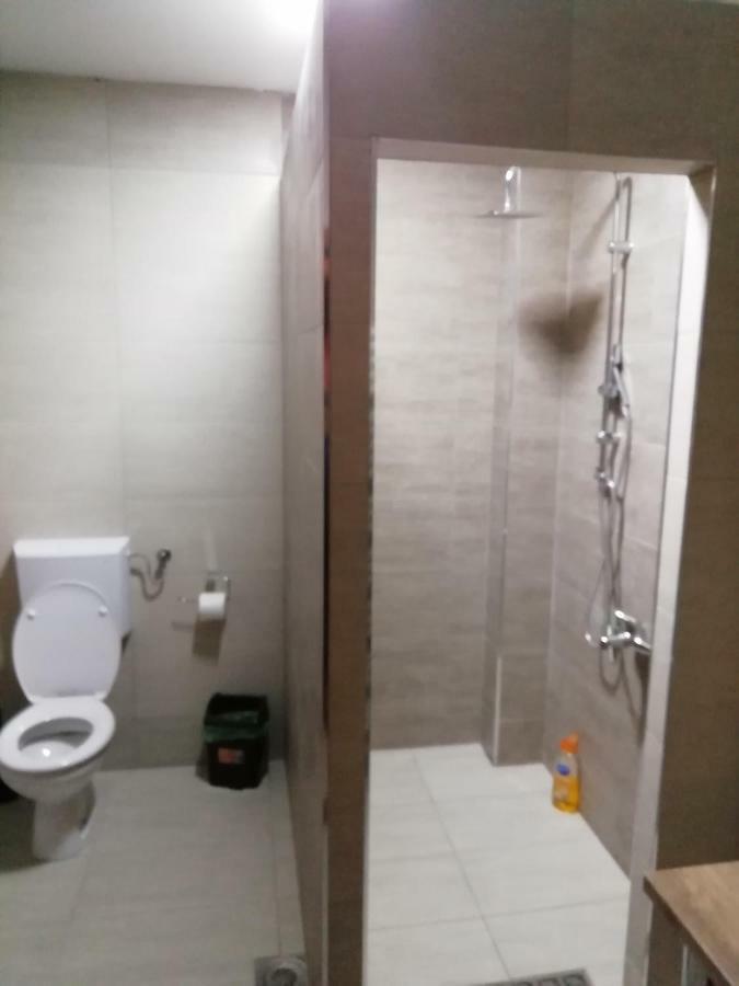 Accommodation Elegance Ni Exterior foto